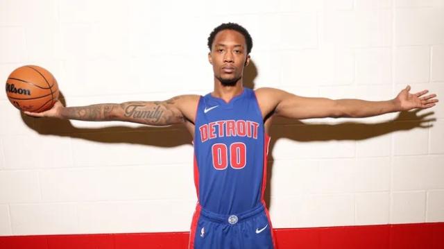 九游娱乐官网-活塞“押宝”18岁五号新秀，盼他与其他年轻人共成长