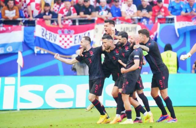 九游娱乐官网-天才少年们的欧洲杯，不止于足球